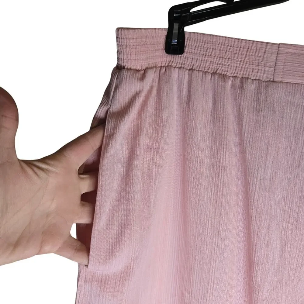 Joyce Med/Large Pink Elastic Waist High Rise Pleated Shorts [0232]